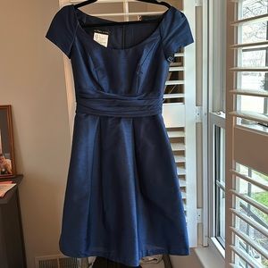Alfred Sung Scoop Neck A-line Dress with Short Sleeves